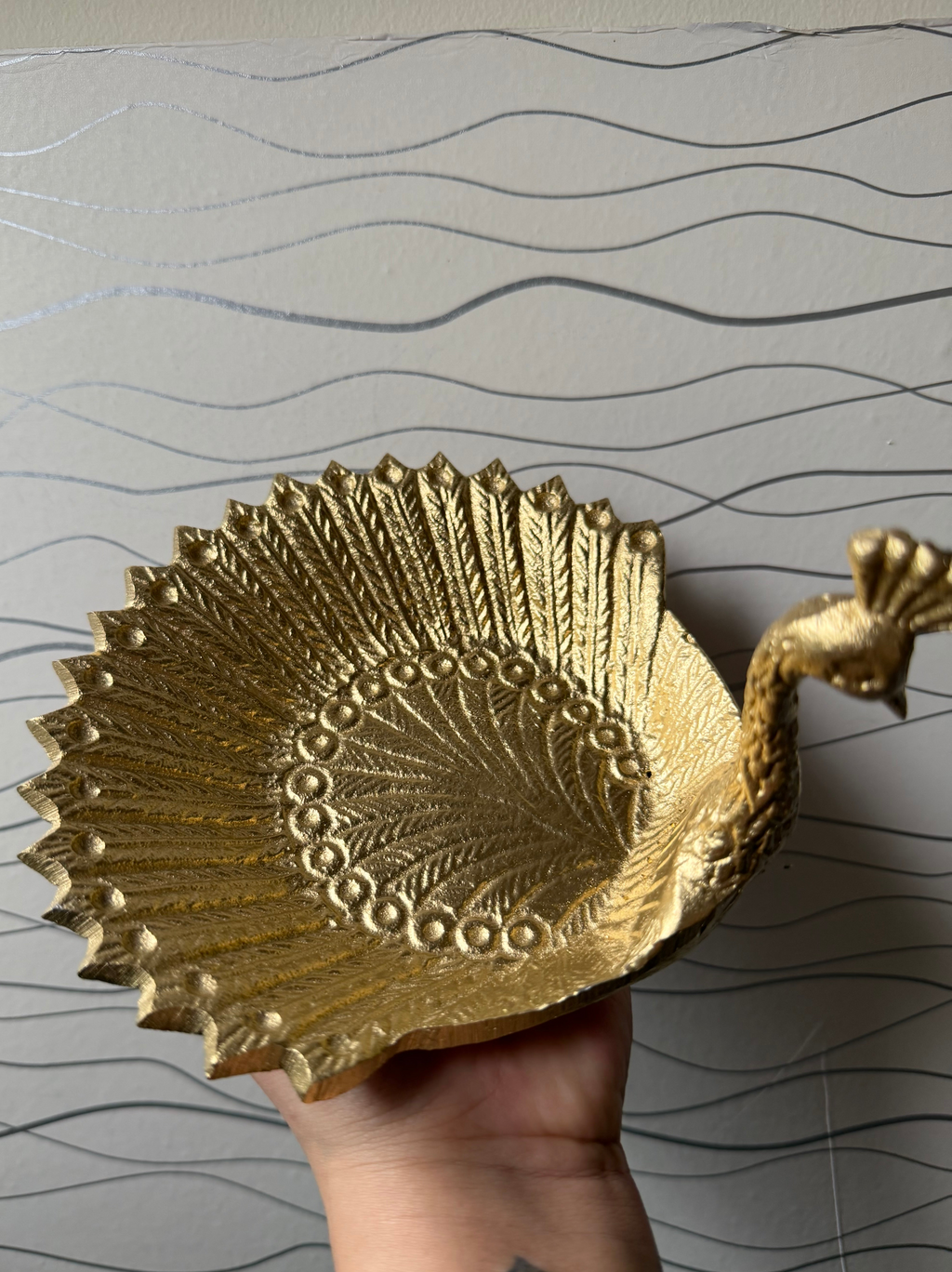 Peacock Urli