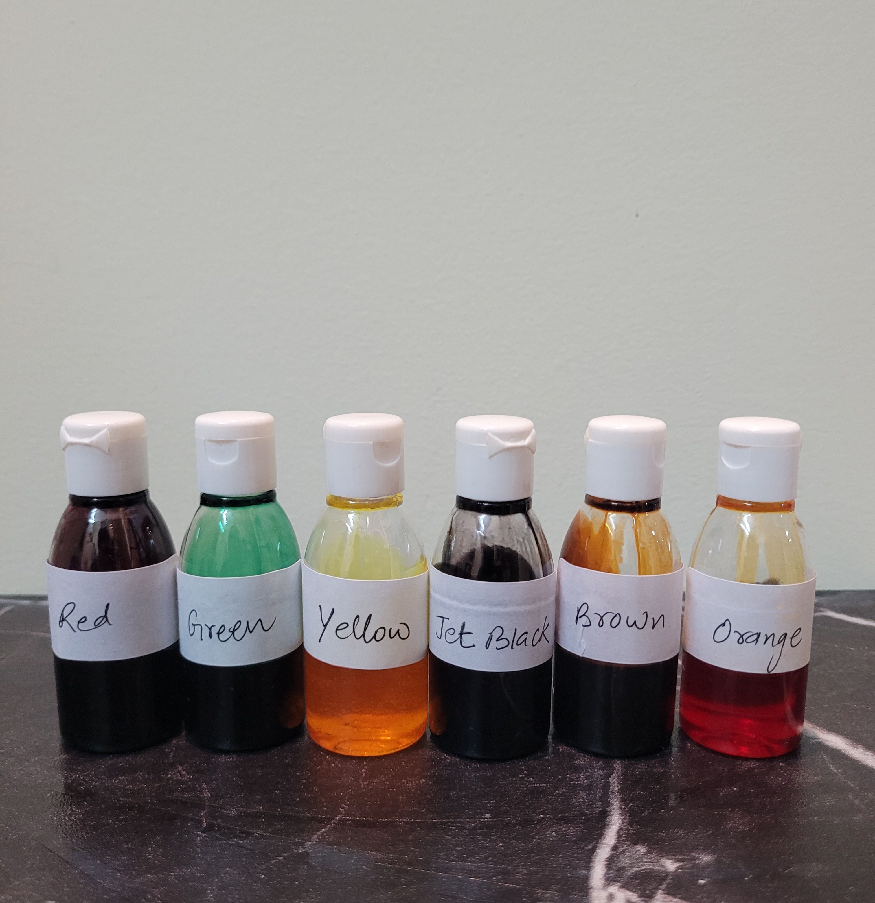 Liquid Candle Colors