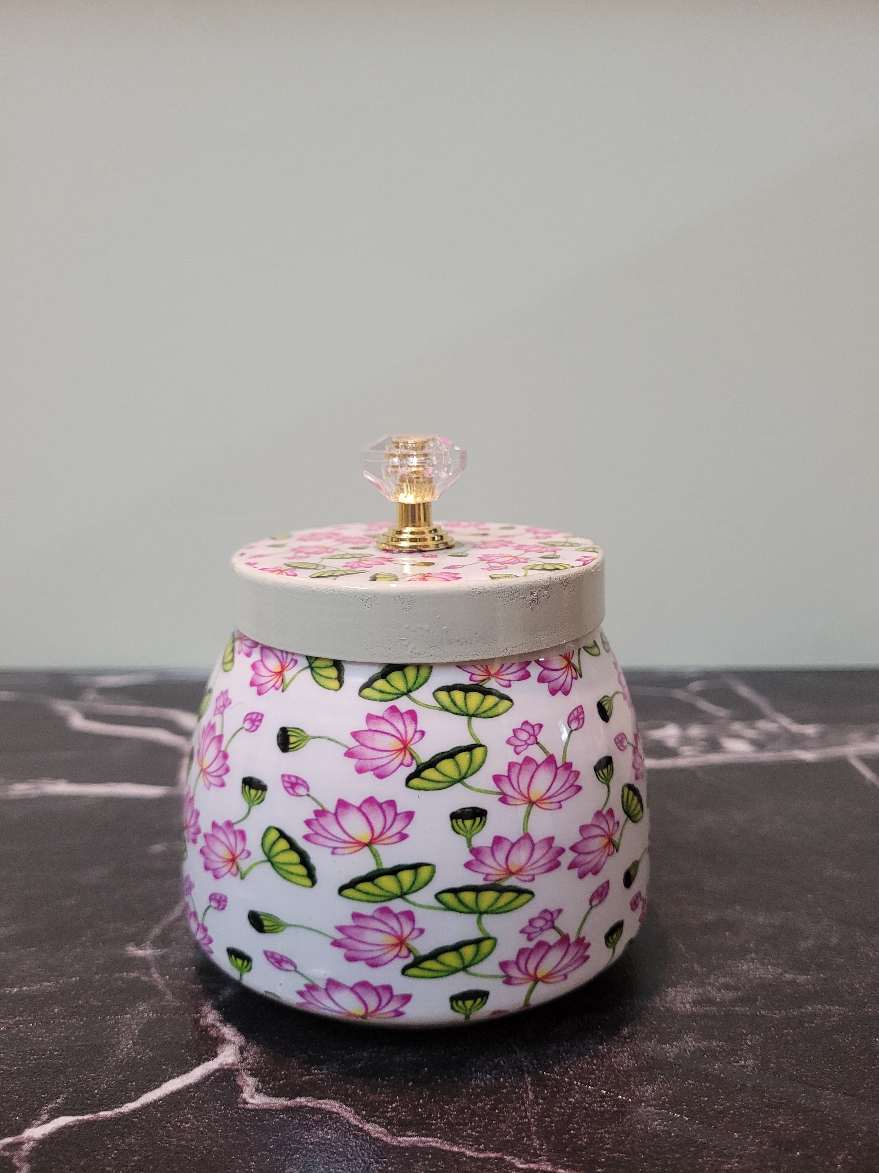 Pichwai Jar (White)