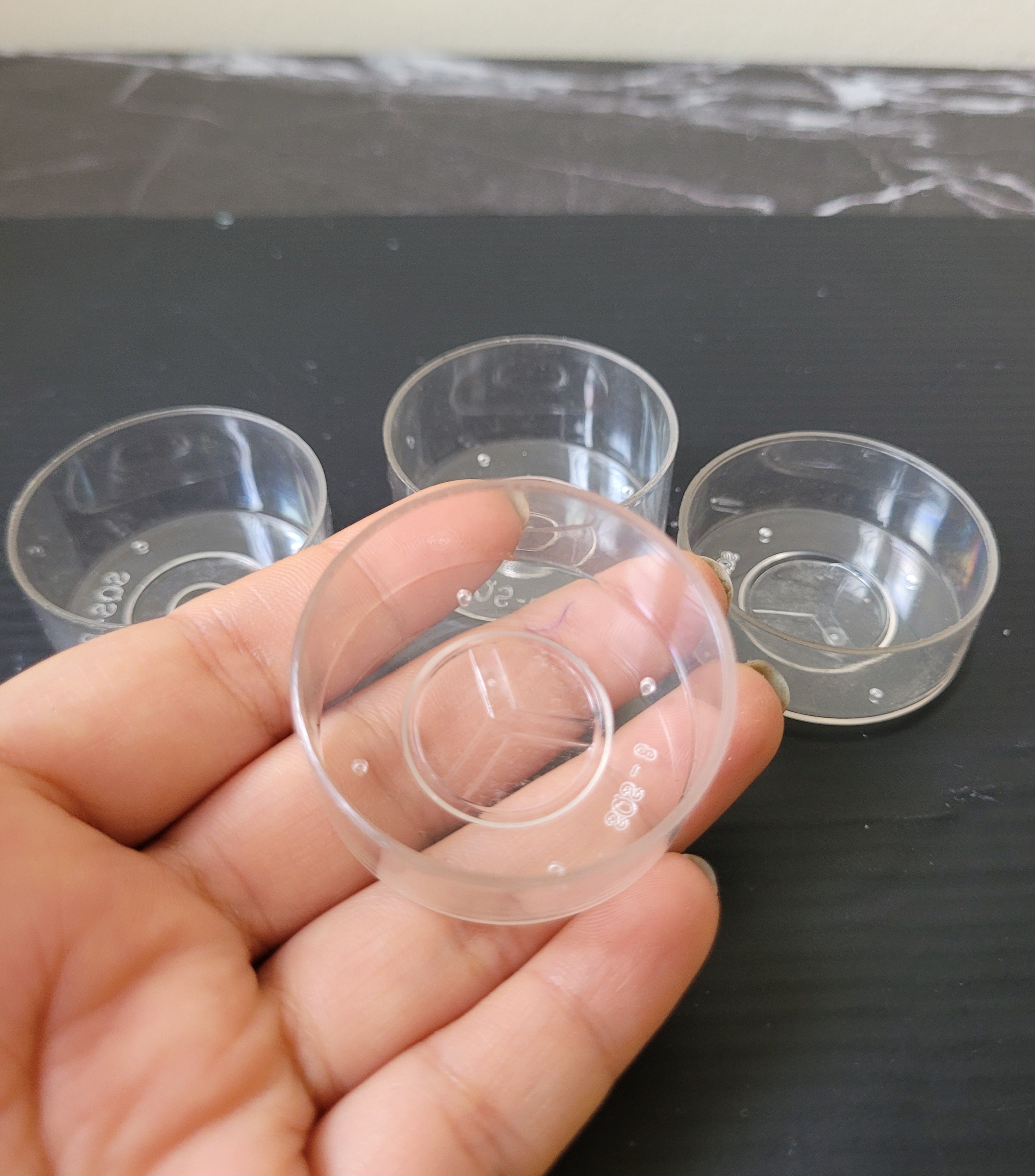 Round Shaped Tealight (3.8 × 1.3 cm)