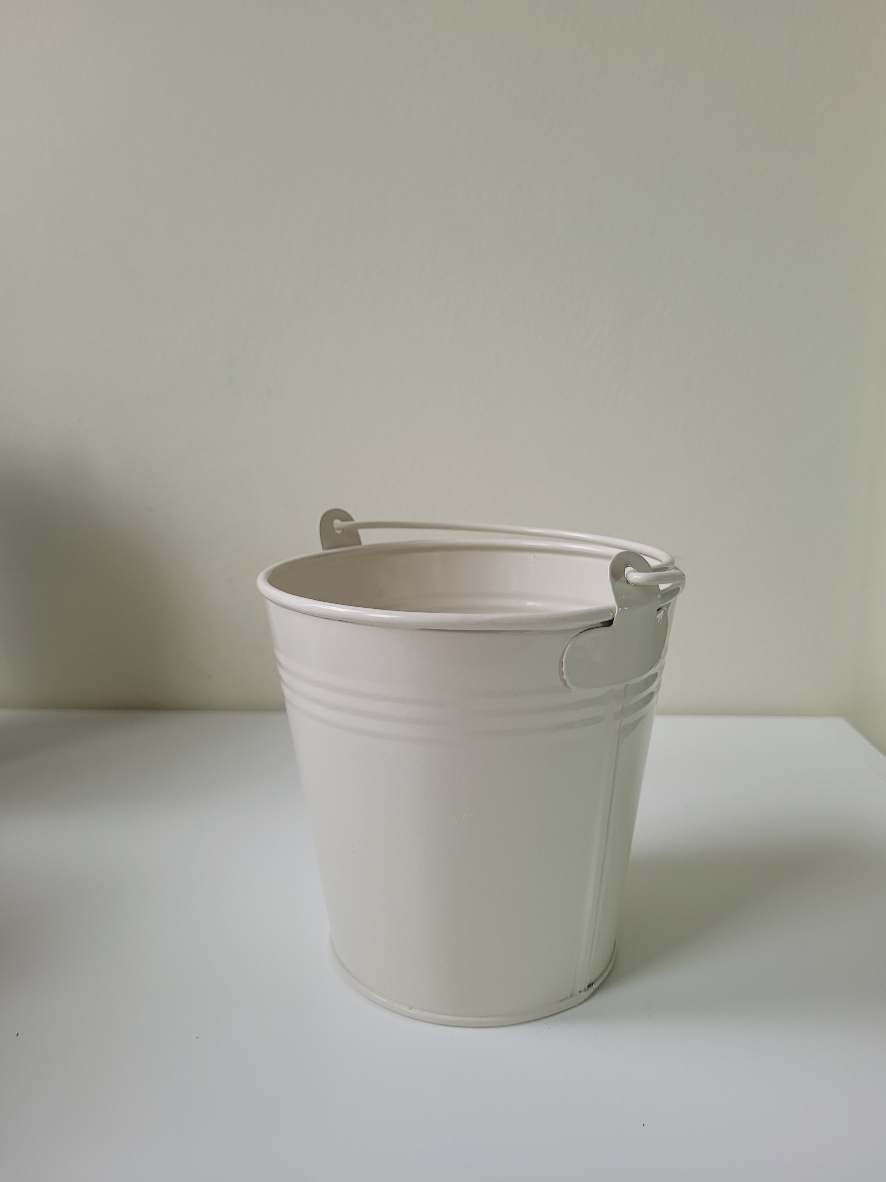 Mini Colorful Metal Bucket Containers for Bouquet Candles (4" x 4")