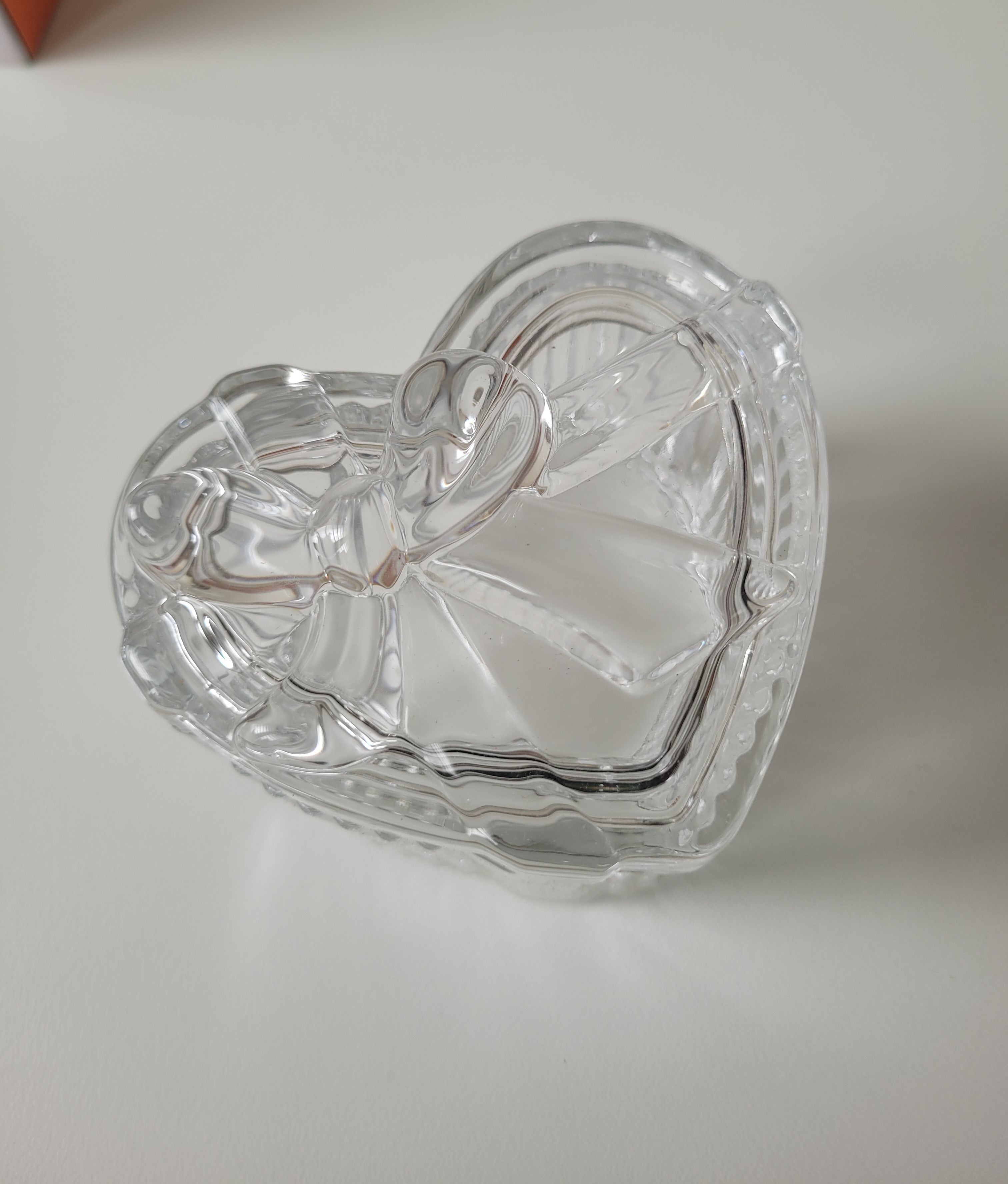 Ribbed Heart Glass Candle Jar with Lid (100ml)