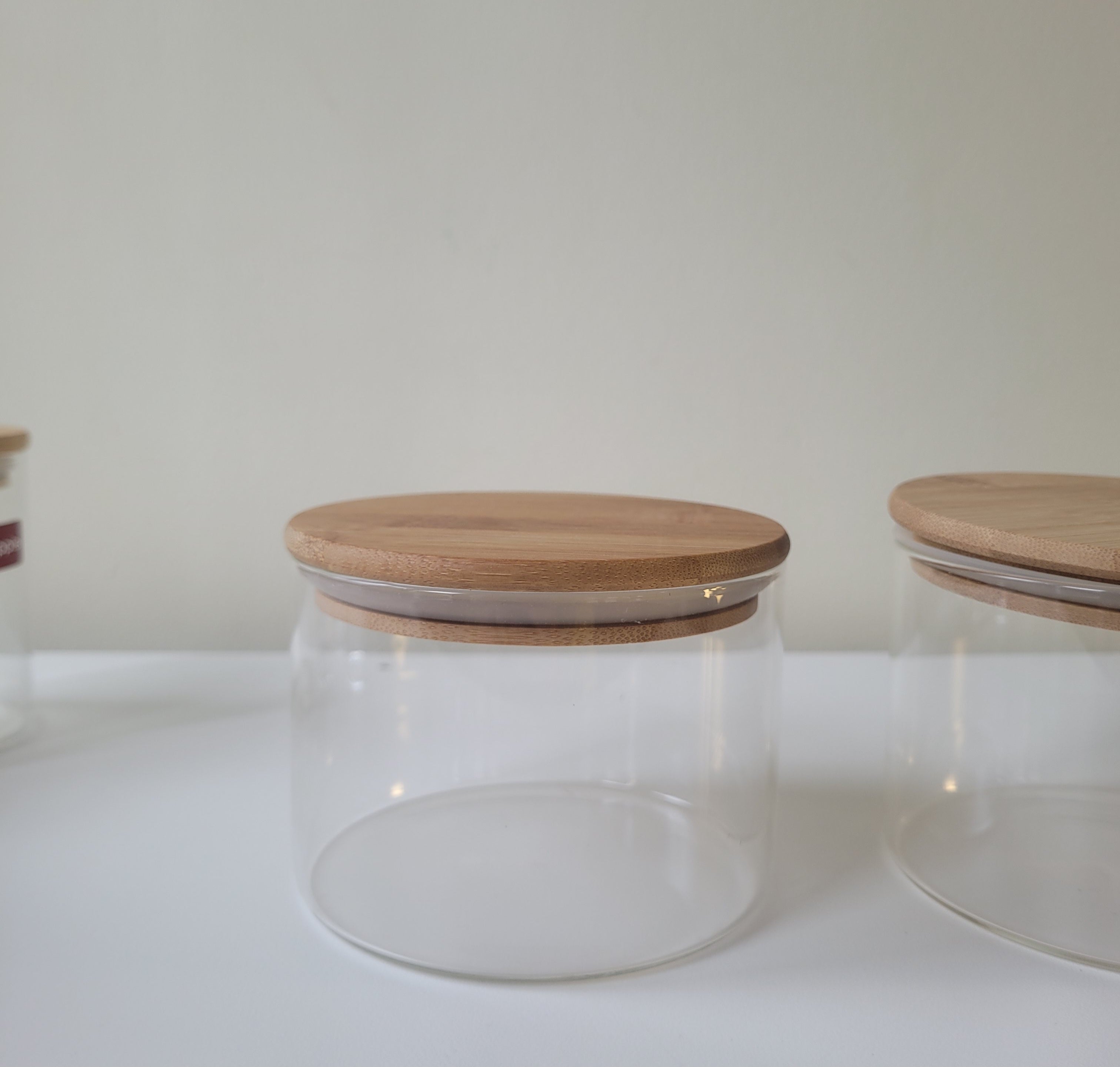 Round Glass Candle Jar with Wooden Lid - 500ml