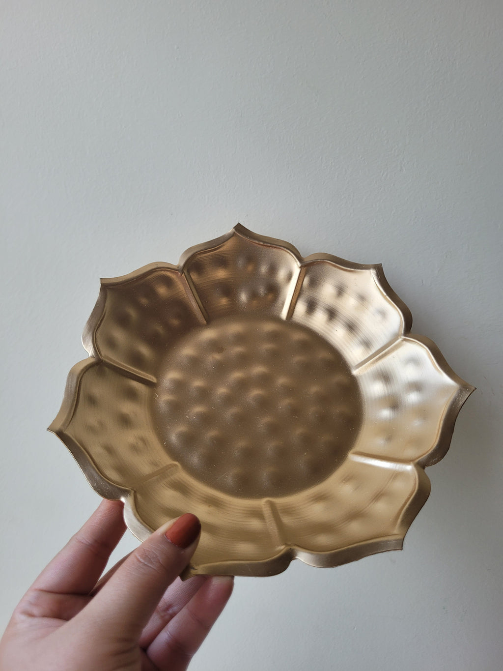 Golden Hammered Lotus Shaped Taj Urli (7.5")