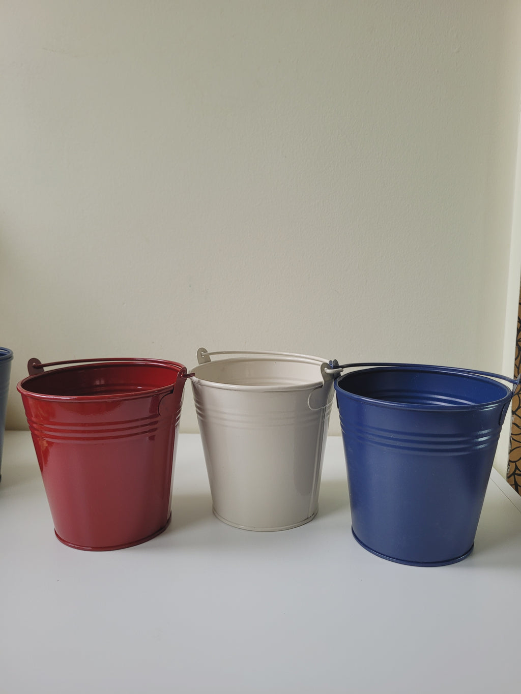 Mini Colorful Metal Bucket Containers for Bouquet Candles (4" x 4")